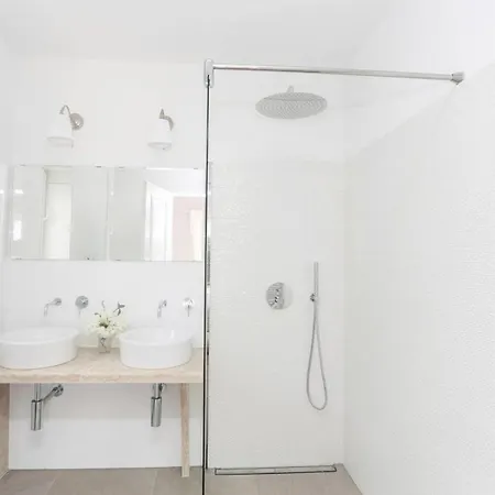 Meerblick, Privater Pool, 1000m2 Grundstueck 마르코브치
