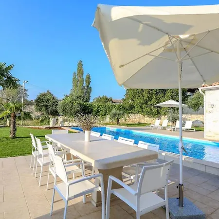 Meerblick, Privater Pool, 1000m2 Grundstueck