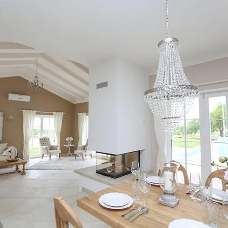 Villa Meerblick, Privater Pool, 1000m2 Grundstueck